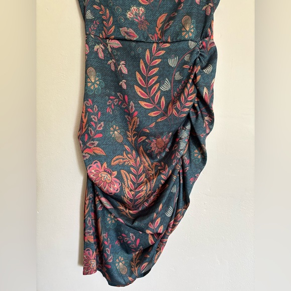 Averie Halley Ruched Floral Midi Dress Size Small - Picture 8 of 11